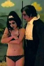 Watch Teenage Bikini Vampire Myflixer